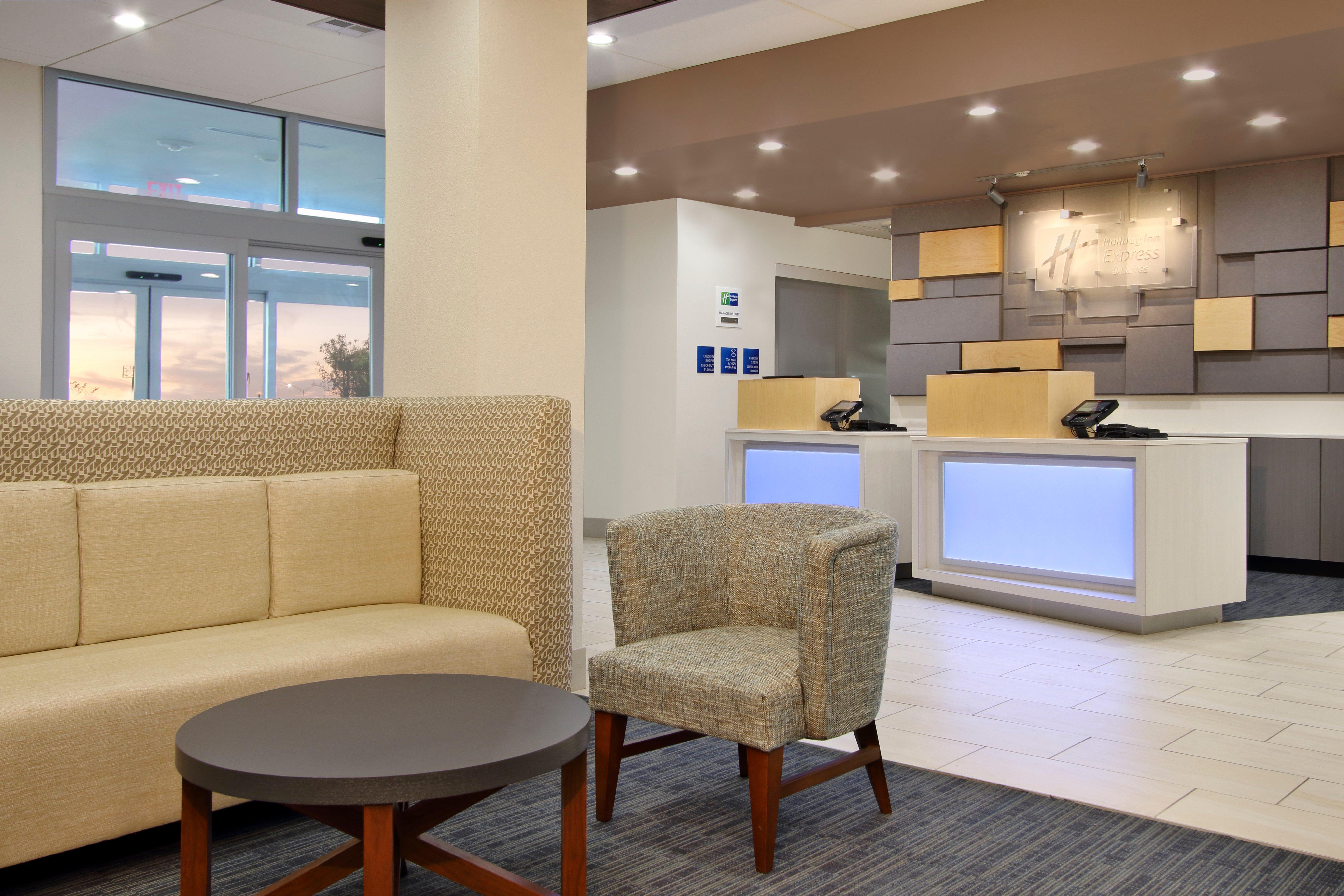 Holiday Inn Express & Suites - Brookshire - Katy Freeway By Ihg Exterior photo